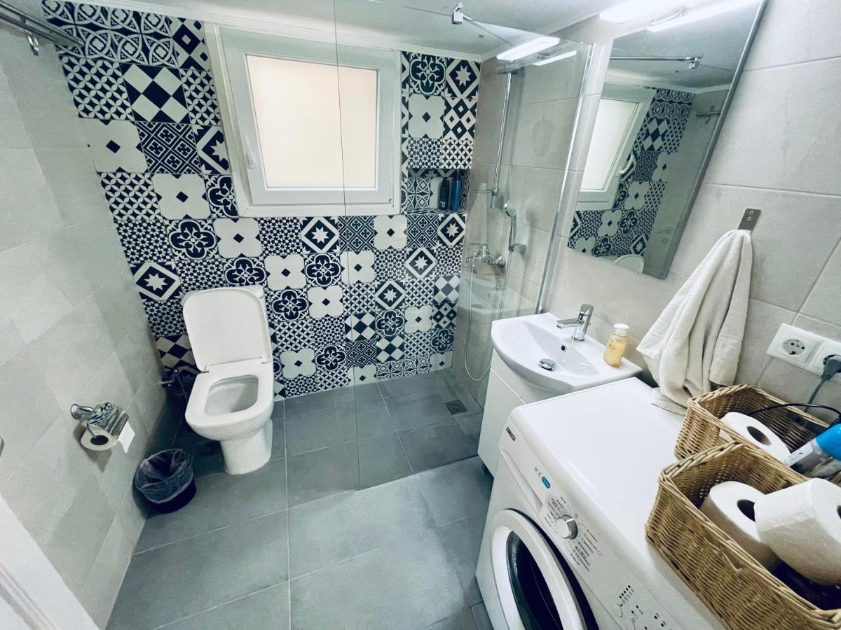 70M2 Apartment 4 Mins From Athens Central Station! Exterior photo